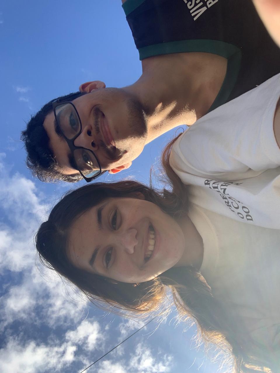 Selfie com céu azul